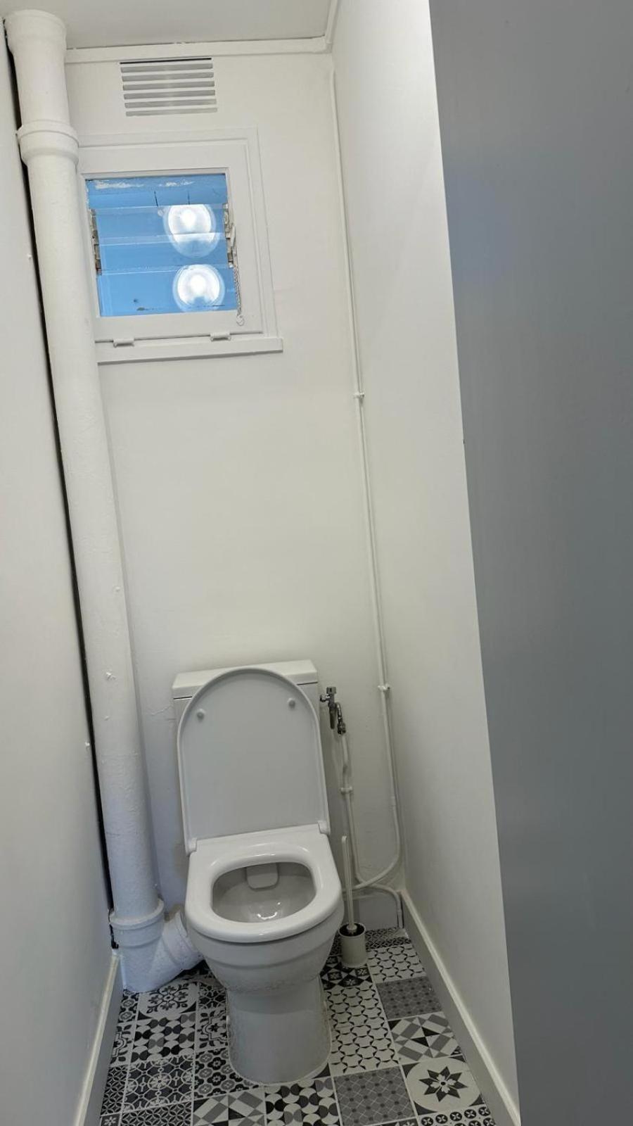 Le Bord De La Loire - Chambre Avec Salle De Bains Commune Нант Екстер'єр фото